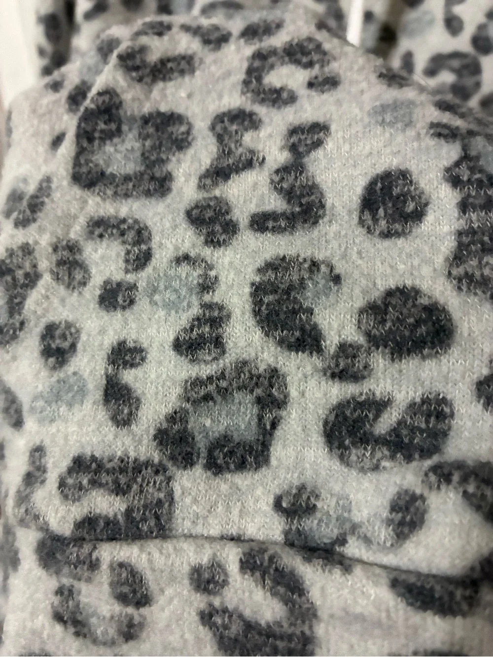 Women’s Medium Gray Leopard Print Hoodie
